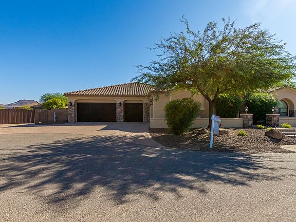 2nd image of 7928 W Avenida Del Sol
