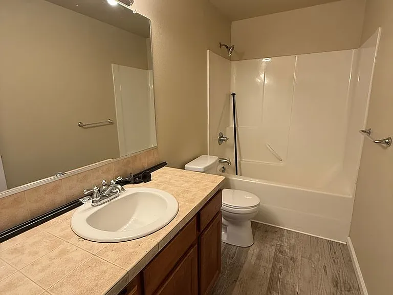 20604 Sister Ln — Photo 13