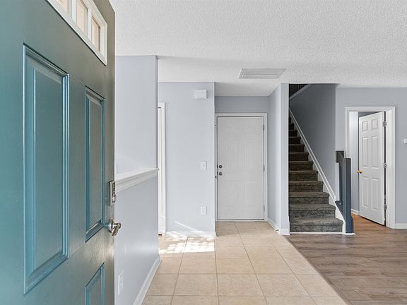4th image of 1090 Stanton Pl. #1090