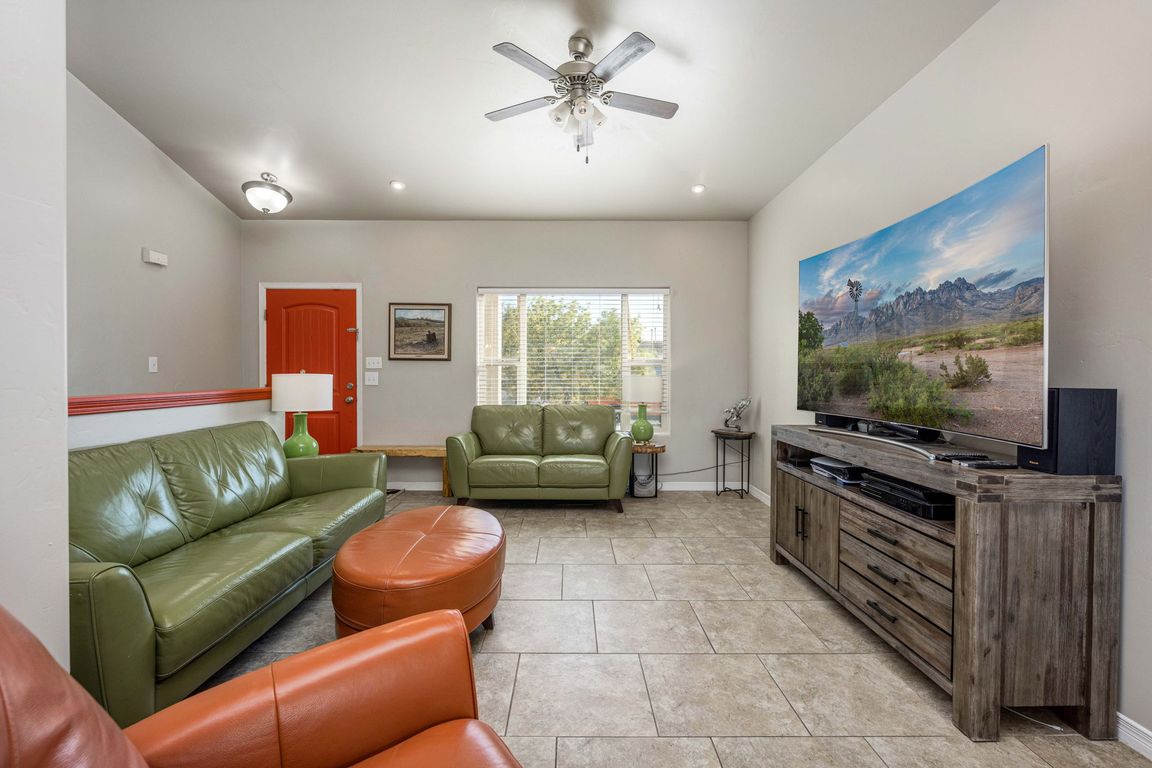 next background image