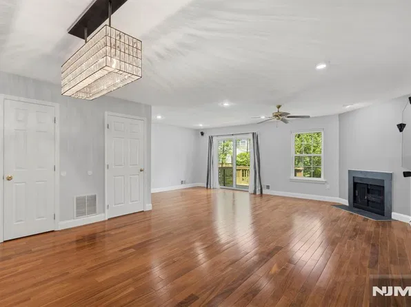 8A Ashley Court #8A, Franklin, NJ 08873