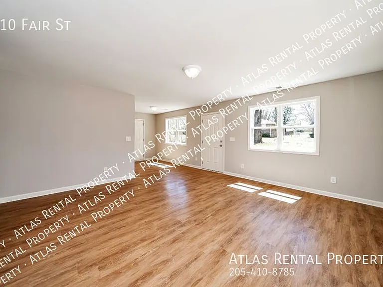 110 Fair St — Photo 8