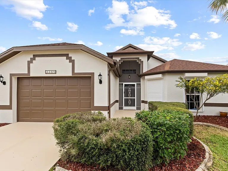3358 Sabal Springs Blvd — Photo 22
