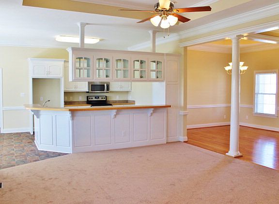3rd image of 210 Ellington Way
