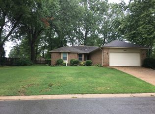 2005 Fox Trl, Benton, AR 72019