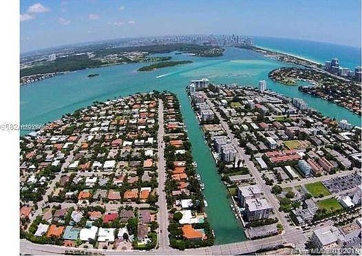 1st image of 9761 W Bay Harbor Dr