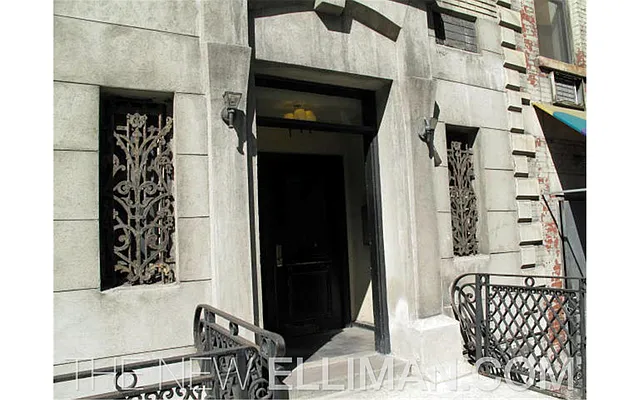 Rented by Douglas Elliman | media 27