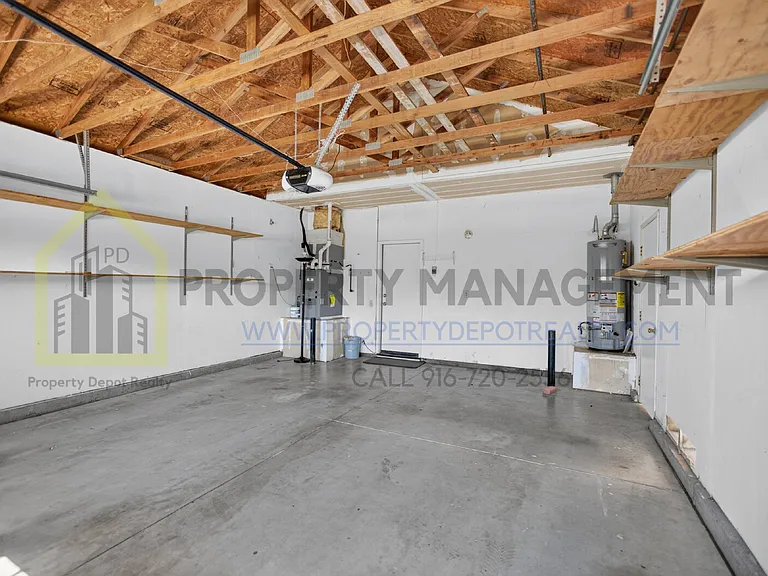 8072 Bothwell Dr — Photo 45