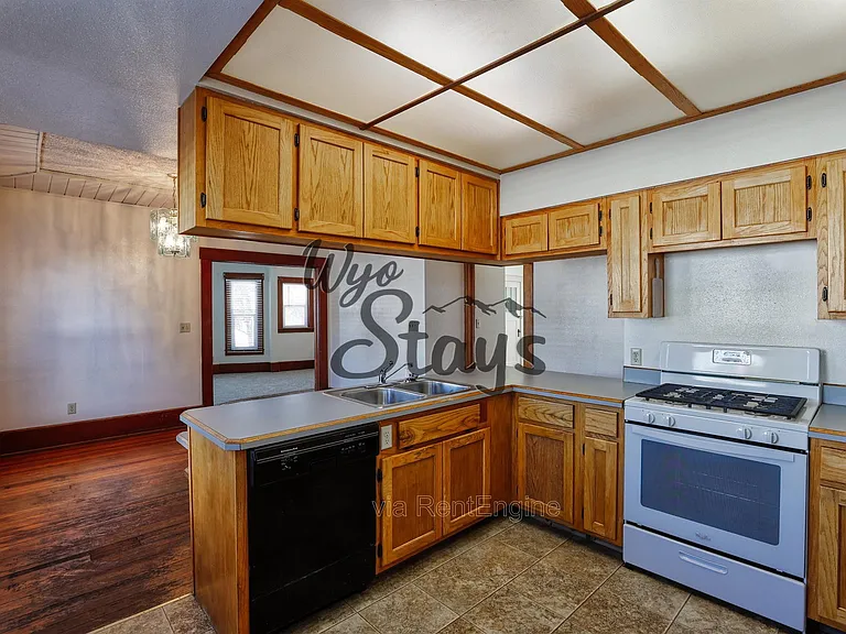 625 Lewis St #M — Photo 11