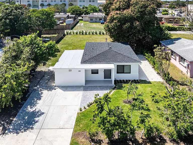 328 SW 11th Ave — Photo 24