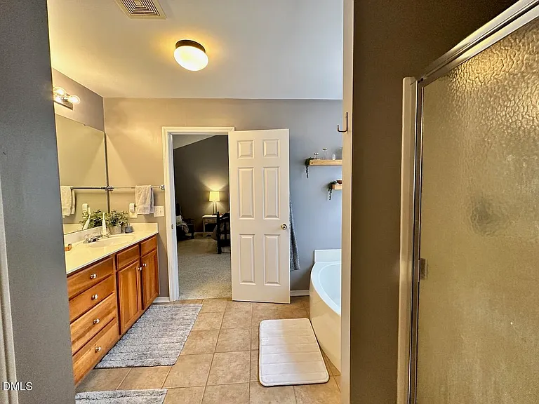 8400 Flat Keystone Dr — Photo 26