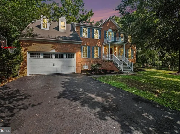 6356 Lee Forest Path, Centreville, VA 20120