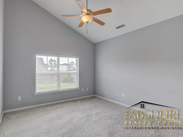 535 Smithridge Way — Photo 18