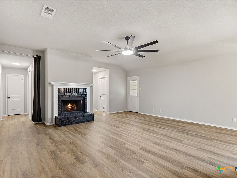 1st image of 211 McCullough Loop