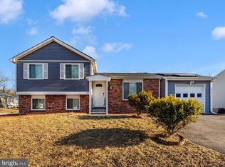 7609 Willow Hill Dr, Landover, MD