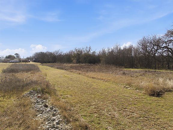 2nd image of County Road 173
