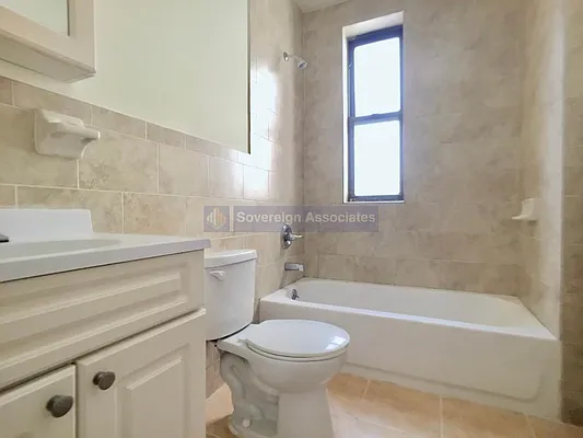 Rented by Sovereign Associates | media 3