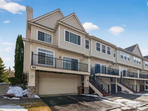 4342 Victor Path Unit 12, Hugo, MN 55038