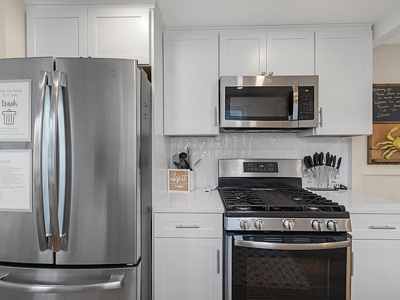 3rd image of 402 Gorham Ave N