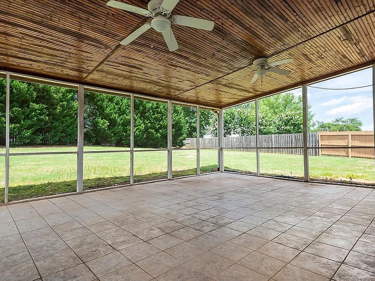 510 Bayberry Ridge Ct — Photo 19