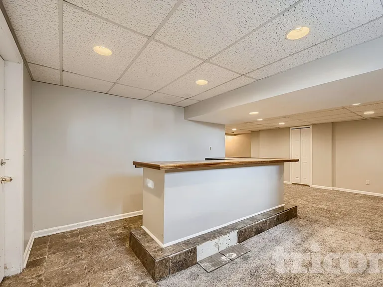 9432 Seven Courts Dr — Photo 8