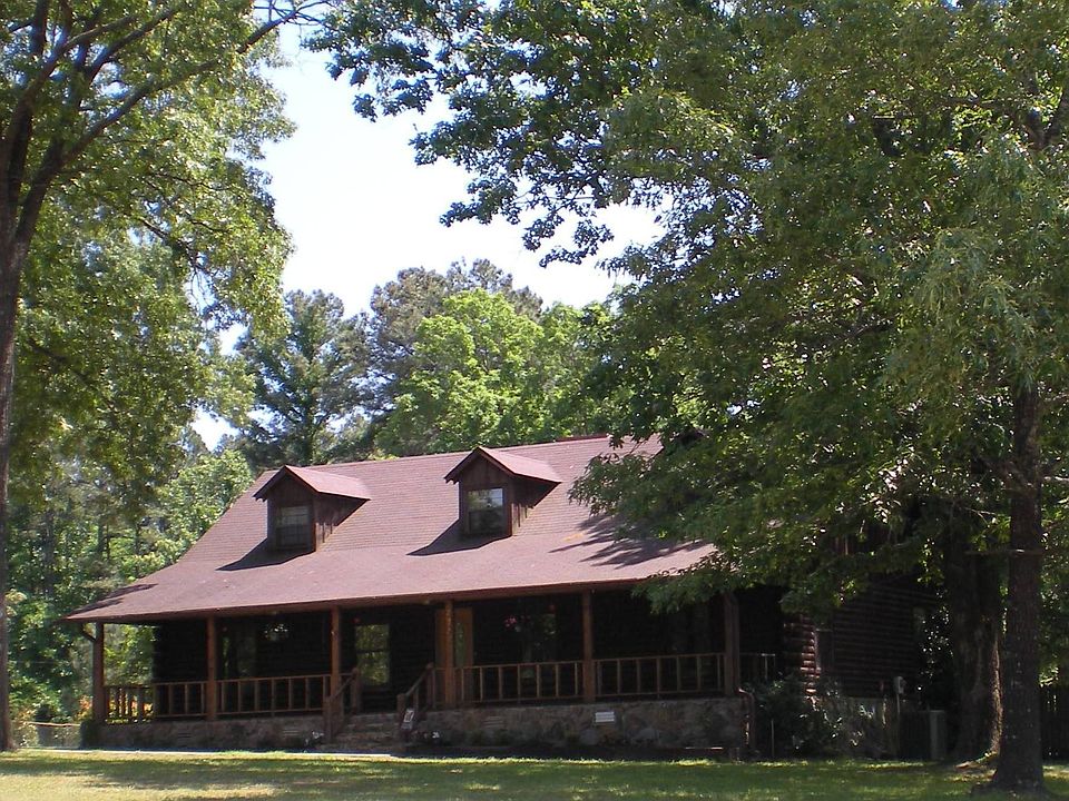 Log home