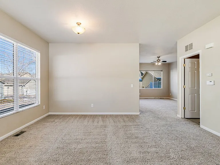 2208 Gilpin Ave — Photo 6