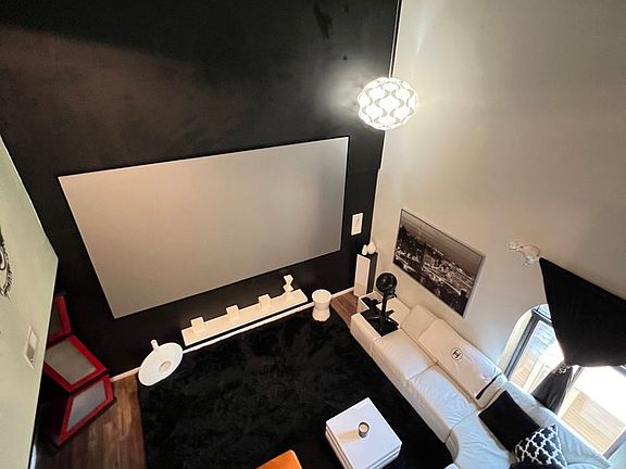 2nd image of 744 Ashland Ave APT 202