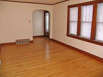 3rd image of 747 W Glendale Ave
