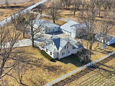 1304 Angle Rd SW, Kalona, IA, 52247