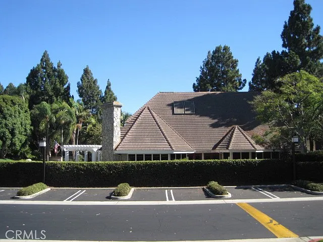 2577 Plaza Del Amo — Photo 24