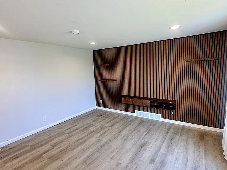 1185 Brighton Rd — Photo 5