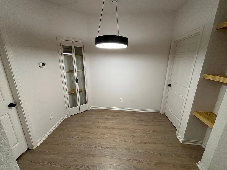 4800 W Lovers Ln #212 — Photo 4