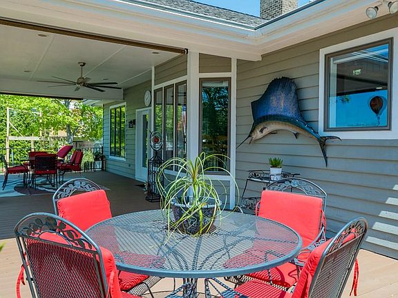 5th image of 270 Pinewood Ct #41