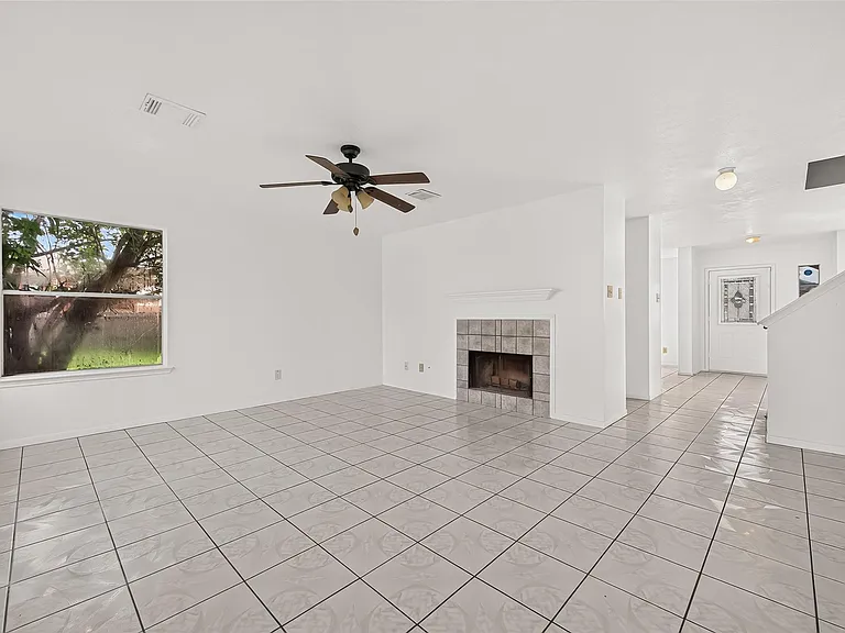 8202 Worthington Dr — Photo 9