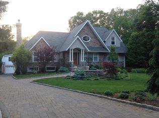 131 Weldon Rd, Lake Hopatcong, NJ 07849