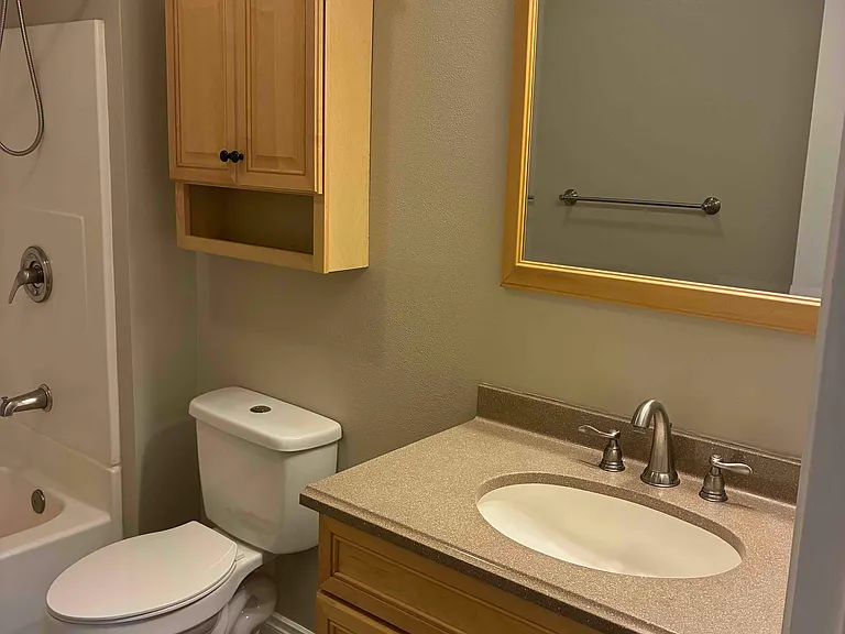 6521 E 9th Ave #2 — Photo 10