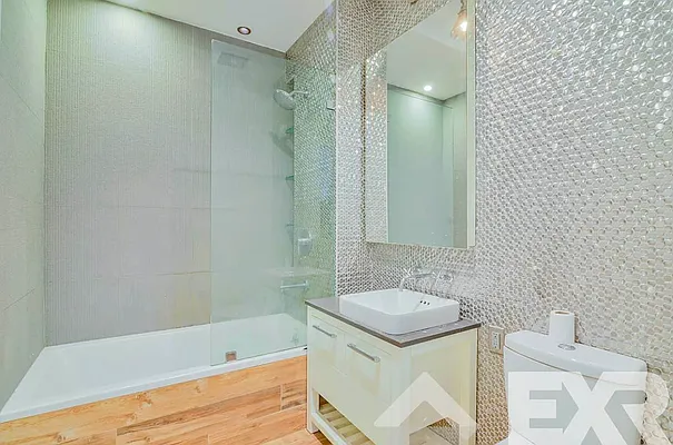 Rented by The KCI Group | media 11