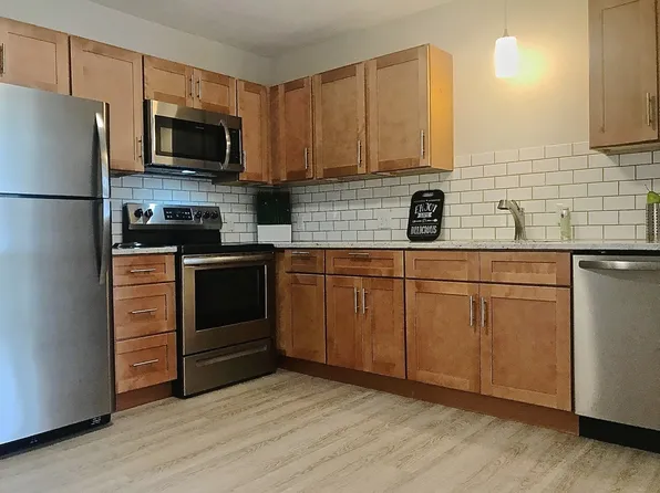 The Grand, 219 Grand Ave APT 3, Providence, RI 02905