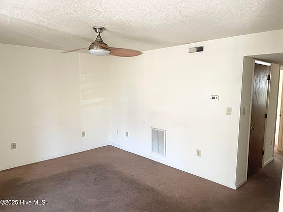 3rd image of 3309 Bridges Street #6