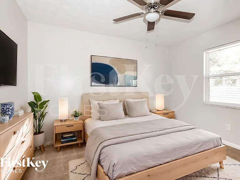 1158 SW Hunnicut Ave — Photo 13