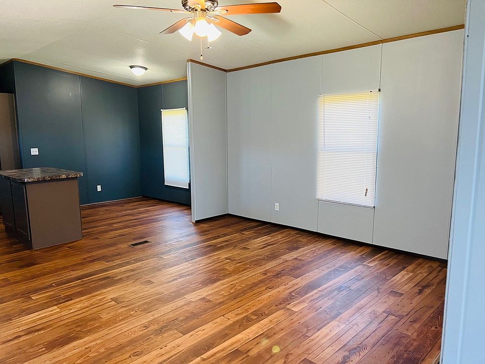 1st image of 920 Century Plaza Dr #405