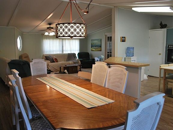 4th image of 1071 County Road 1743
