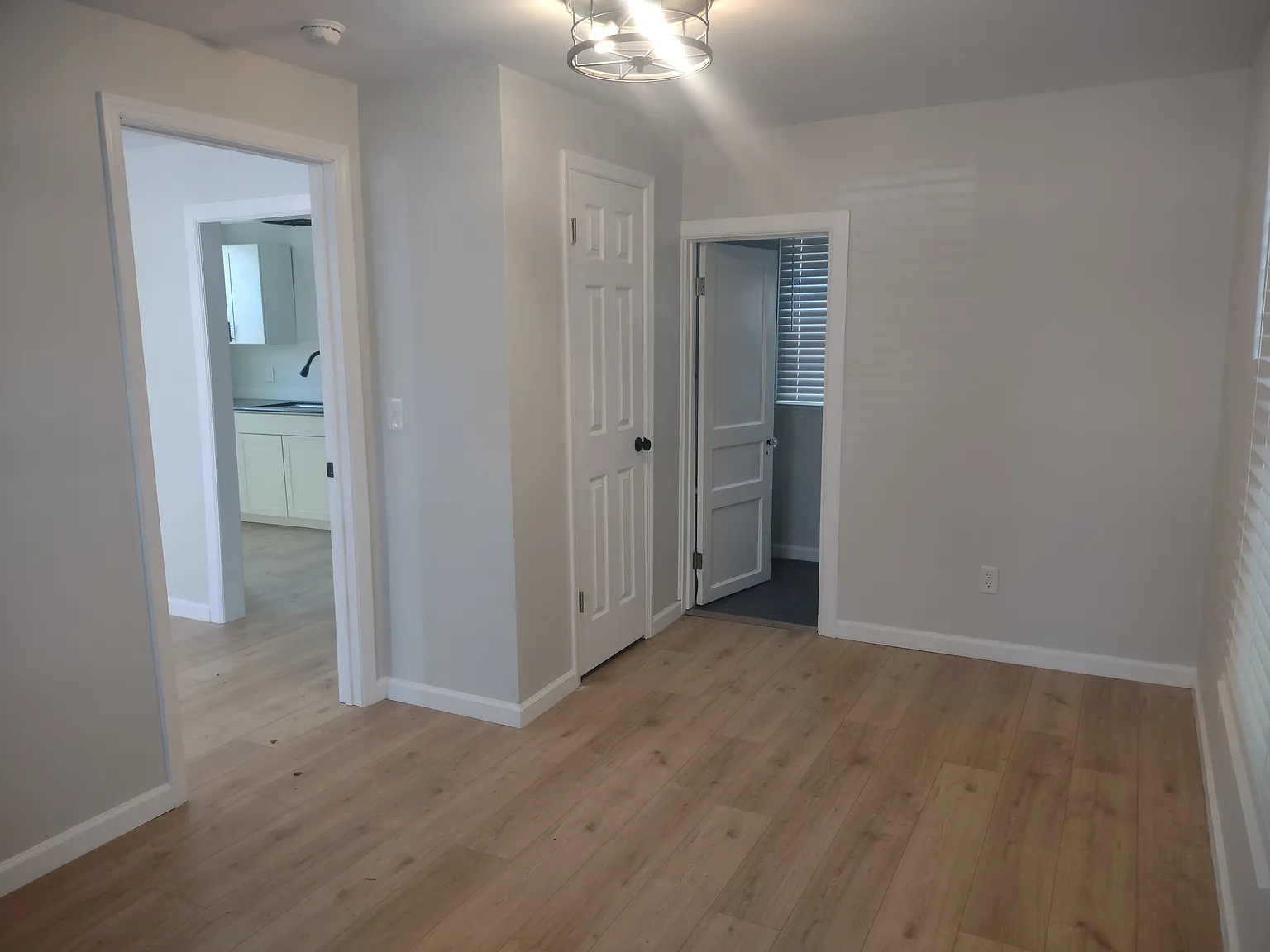 143 Morrison St — Photo 4