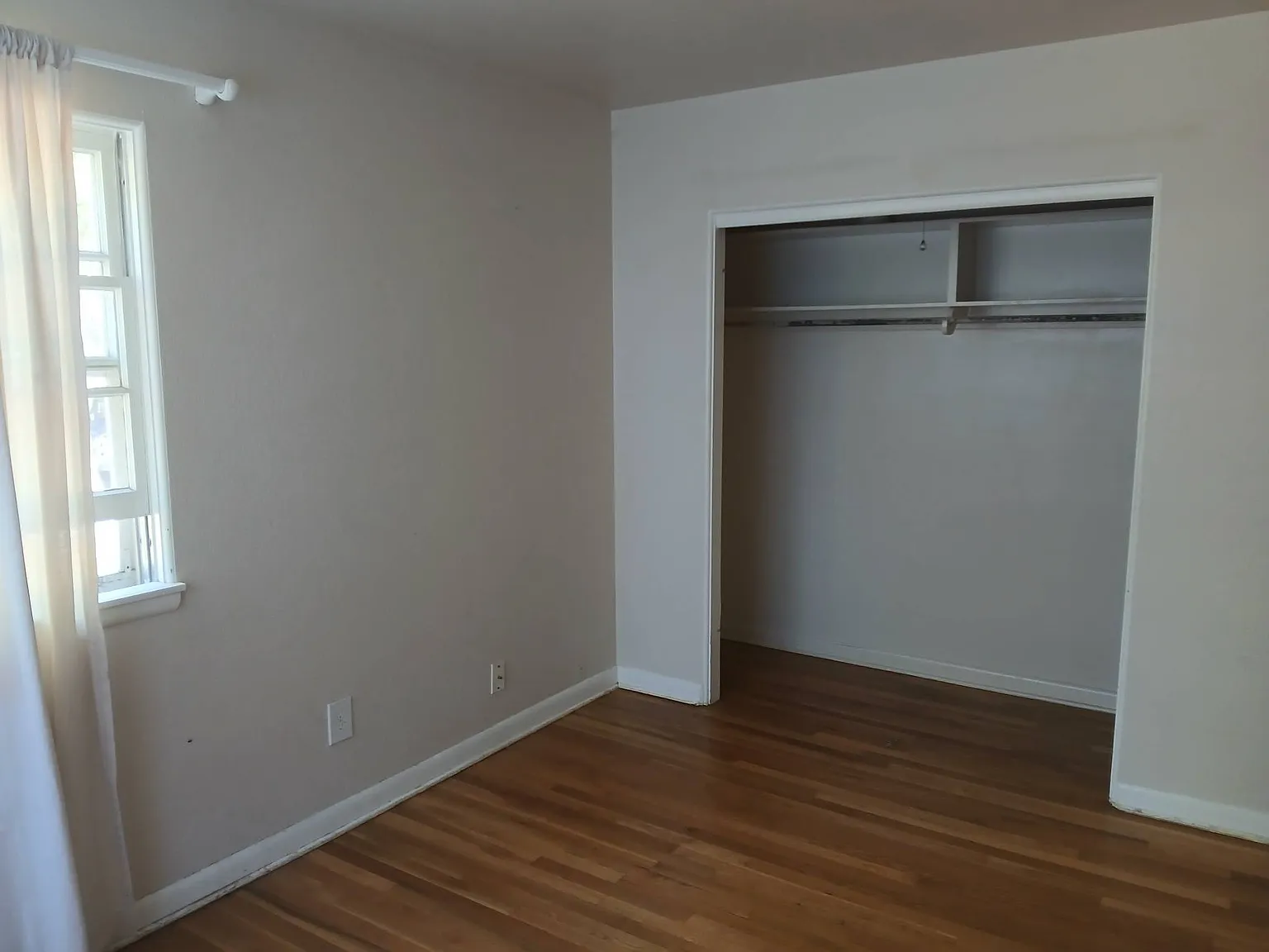 Bedroom #1