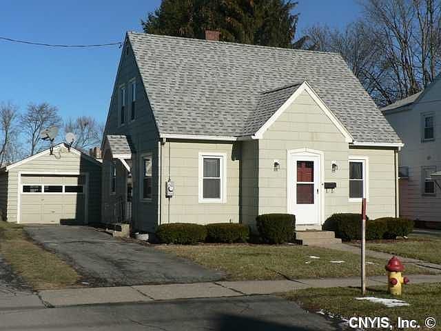 1st image of 6 Randall St
