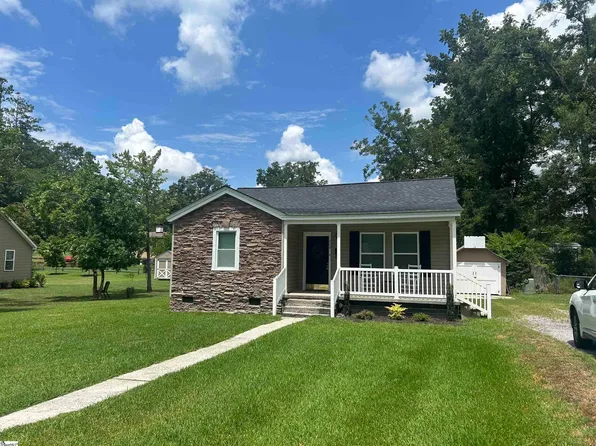 204 Elm St, Clinton, SC 29325