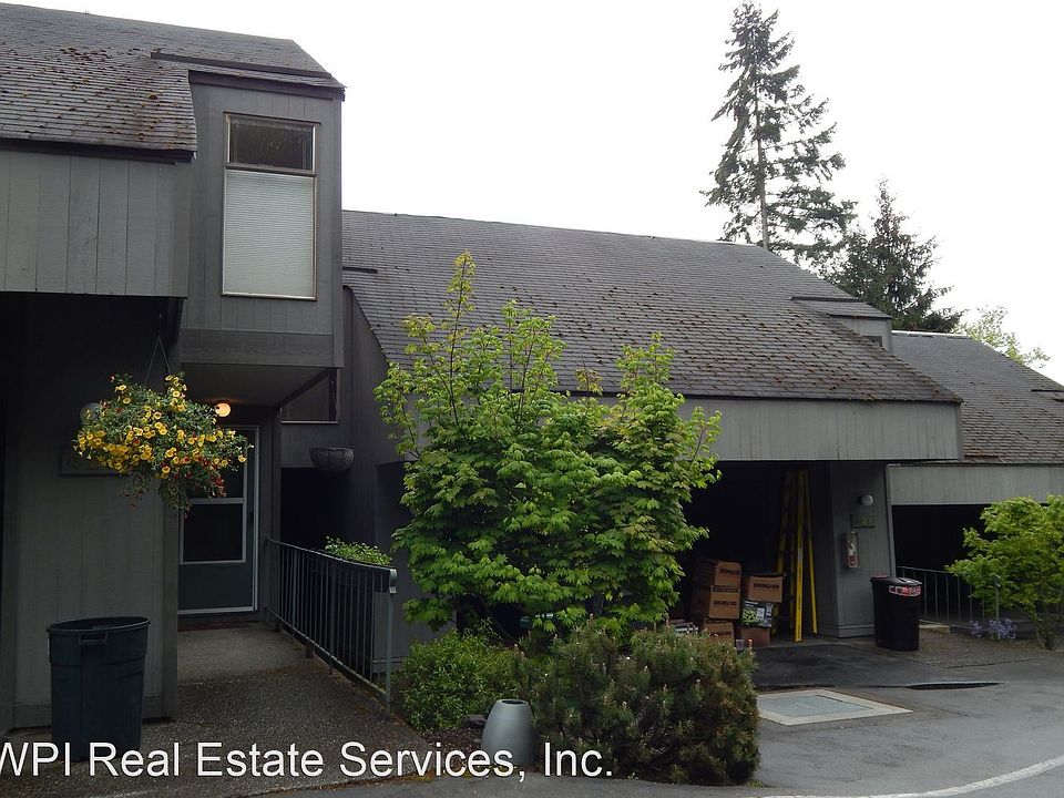 1st image of 6001 140th Ave NE #422