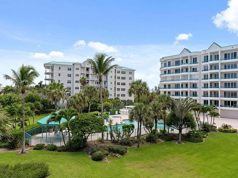 2000 S A1A #405 — Photo 24