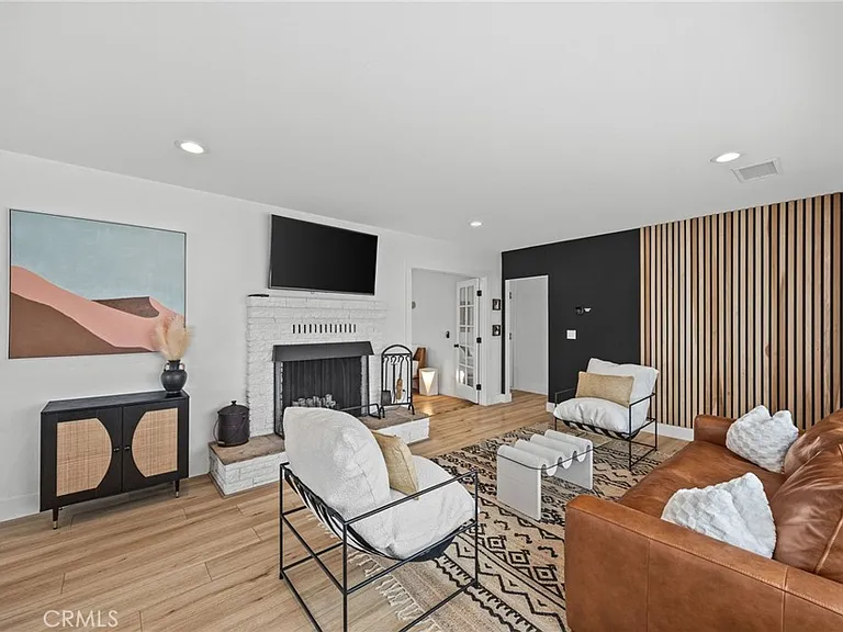 55585 Onaga Trl — Photo 6